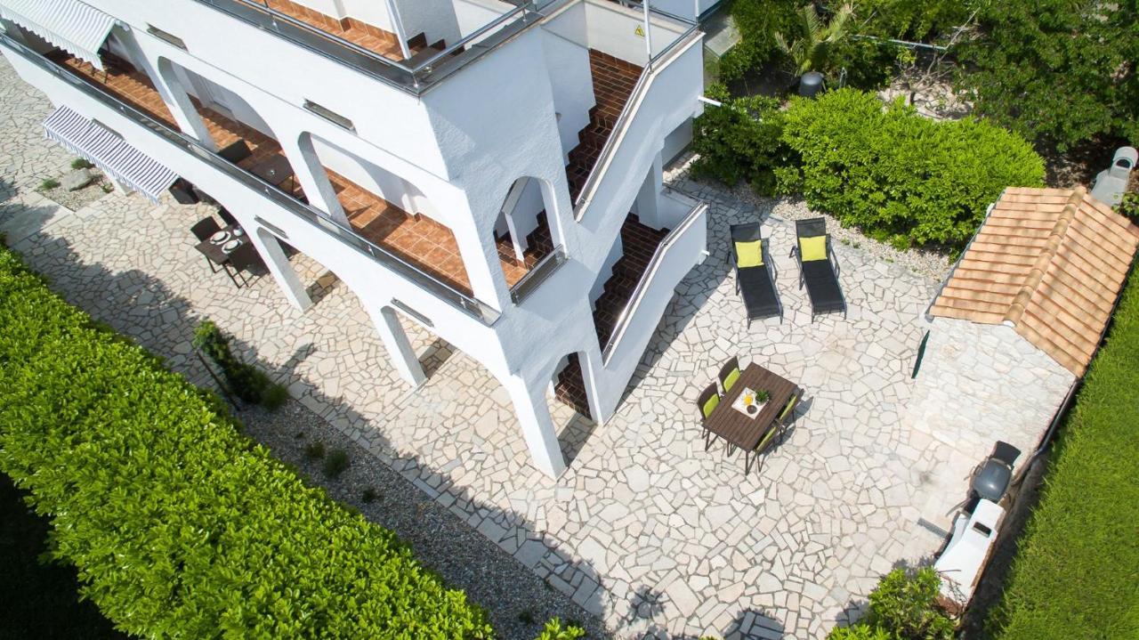 Apartments Adrijana Malinska Exteriér fotografie